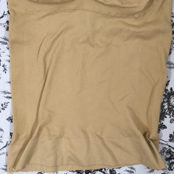 Camishaper Tan Medium Nylon Spandex - Picture 2 of 4